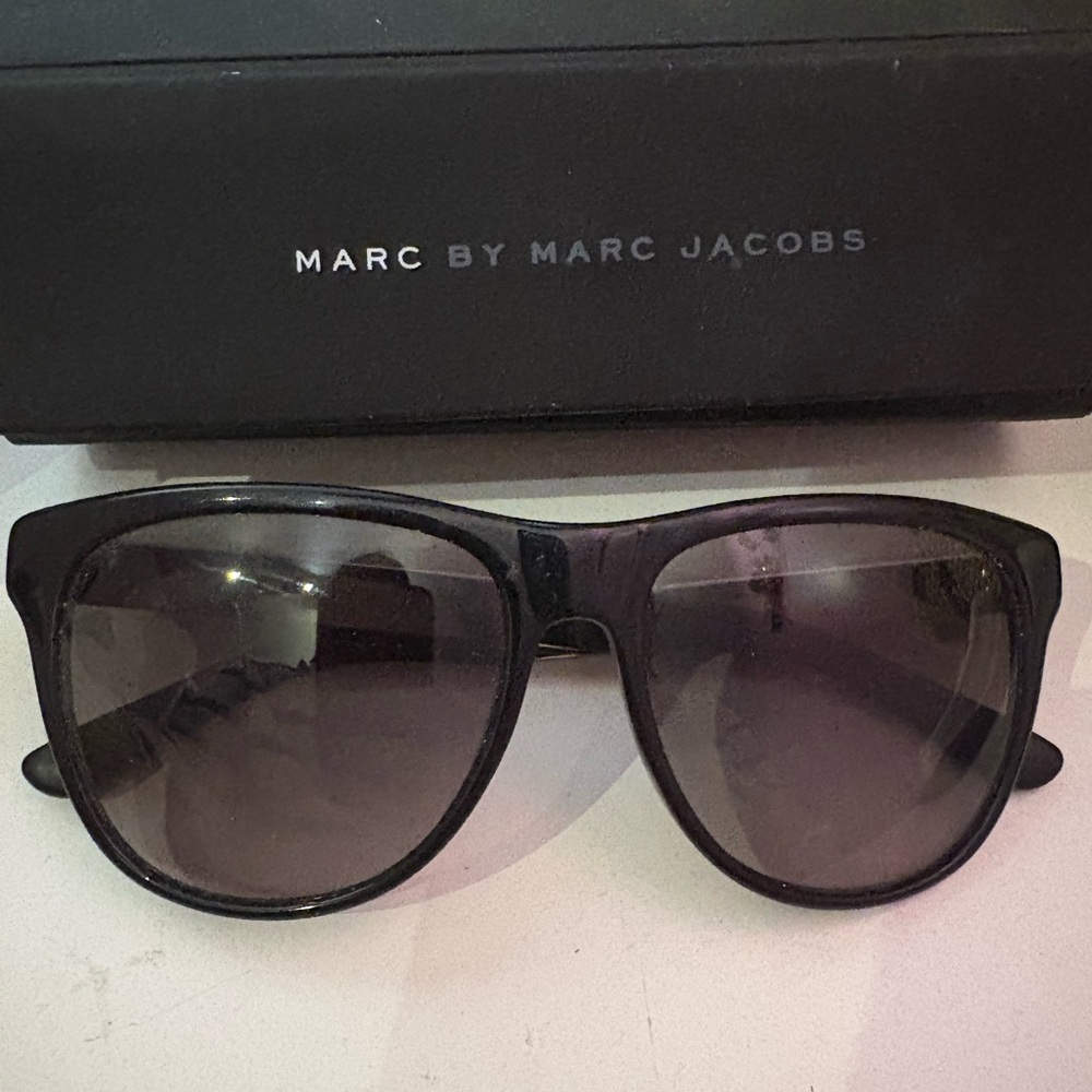 Marc by Marc Jacobs Dark Frame Sunglasses